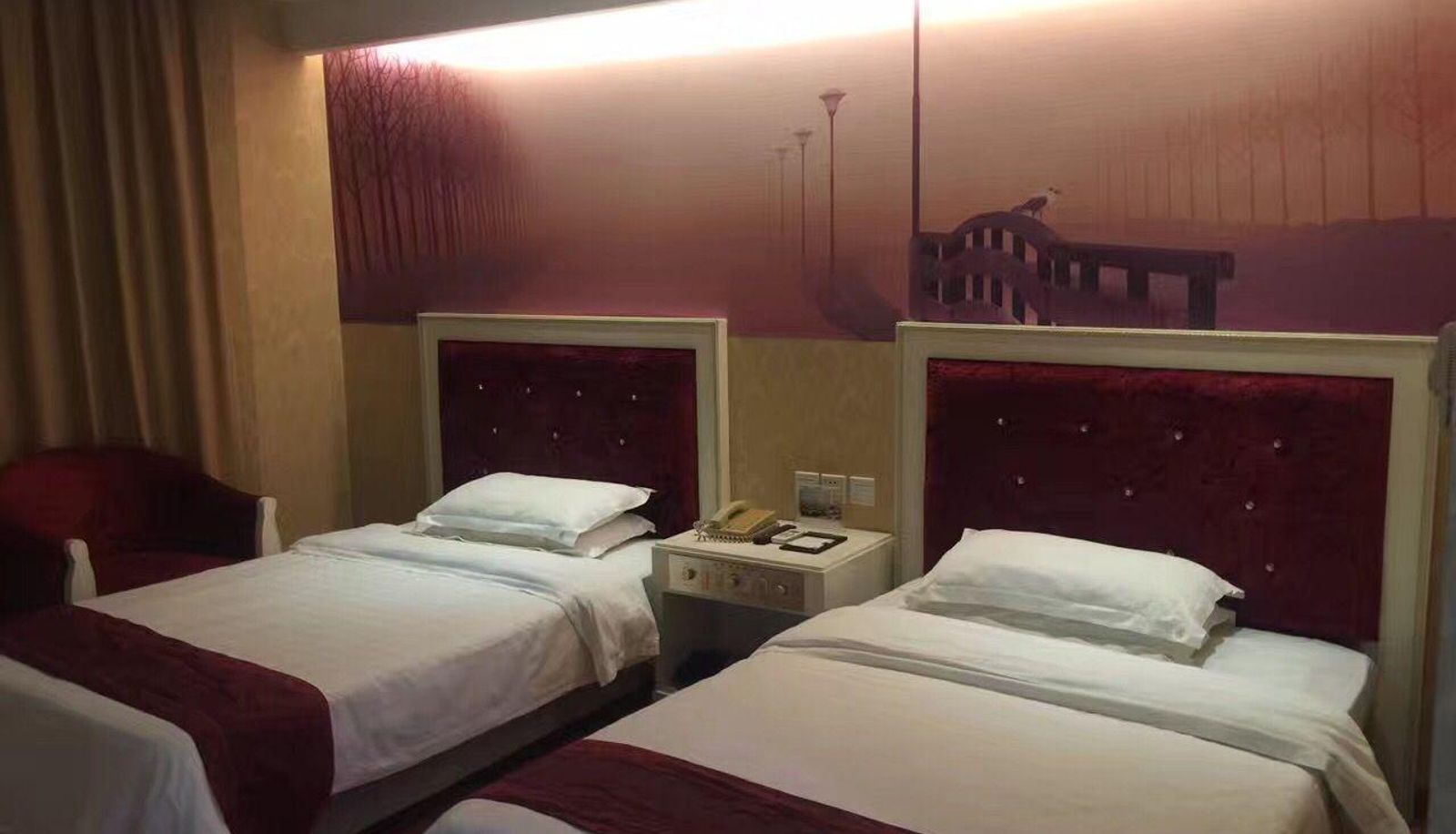 Room - Peace Business Hotel