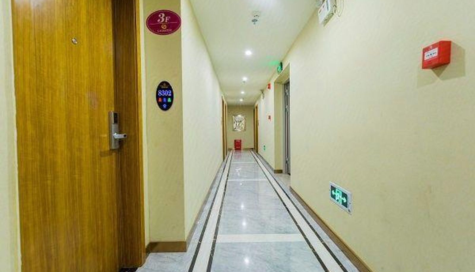 Zona exterior del hotel - Golden Holiday Hotel (Inventor Plaza Store)
