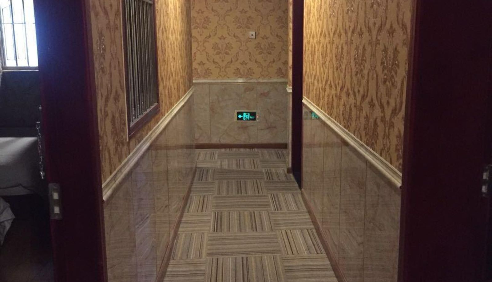 Hotel outdoor area - Huanghuagang Business Hotel (Shixi Park Subway Station Store)