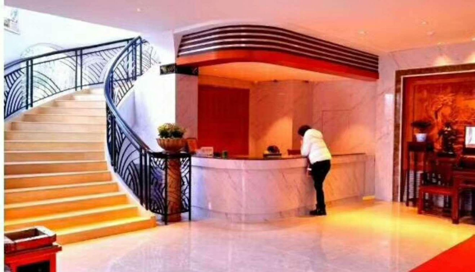 Zona exterior del hotel - Jingyang Hotel