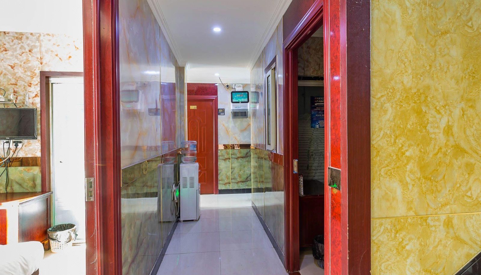 Area esterna dell'hotel - Tianyu Hotel (Kunshan High Speed Railway South Station Store)