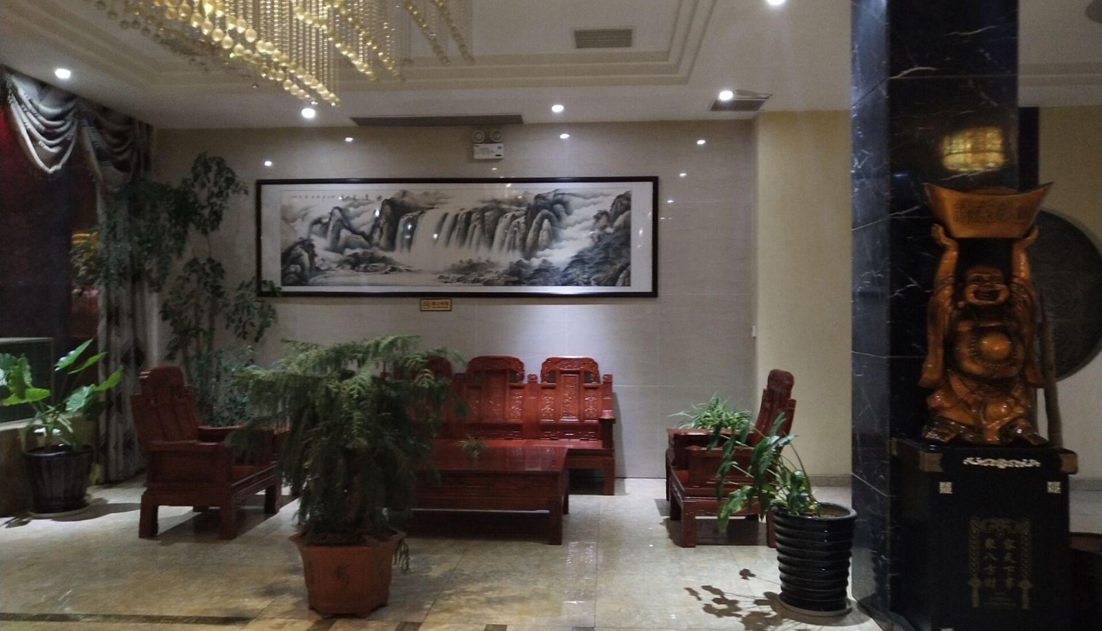 Zewnętrzna część hotelu - Shuiyangjiang Business Hotel