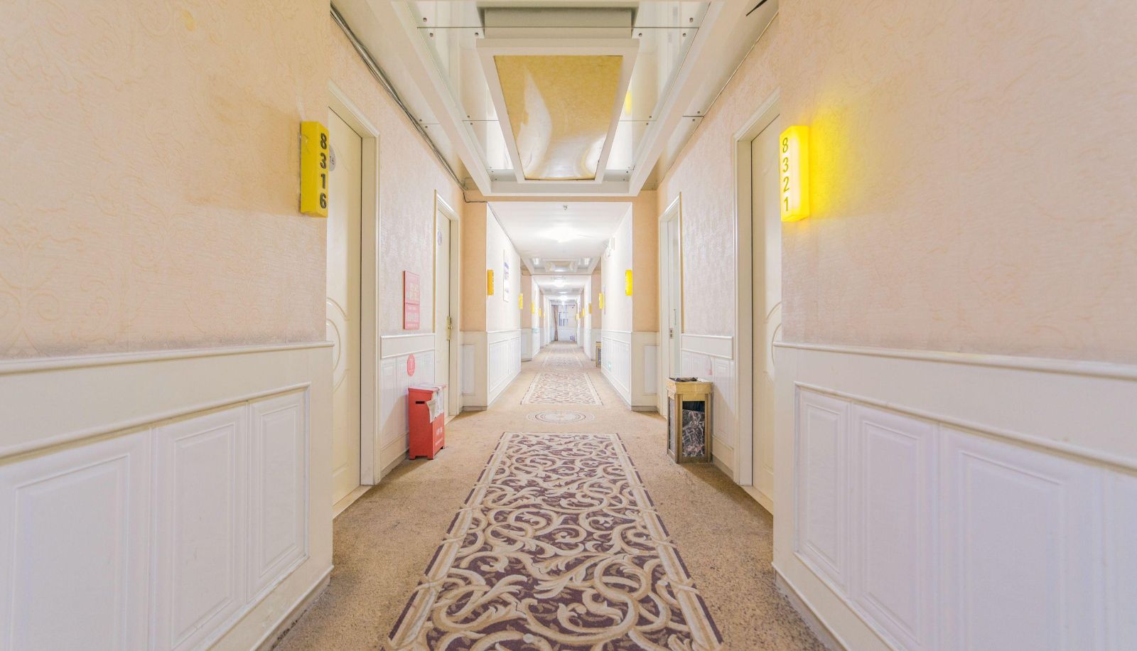 Buitenruimte van het hotel - Jilv Jinsha Hotel