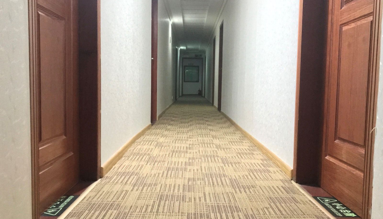 Zewnętrzna część hotelu - Qianfeng Hotel
