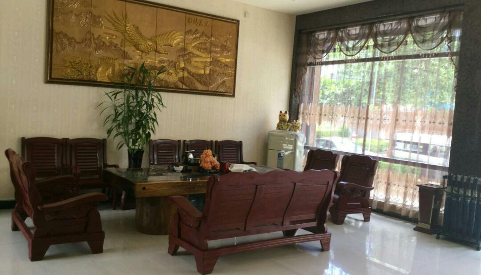 Buitenruimte van het hotel - Tengyun Hotel