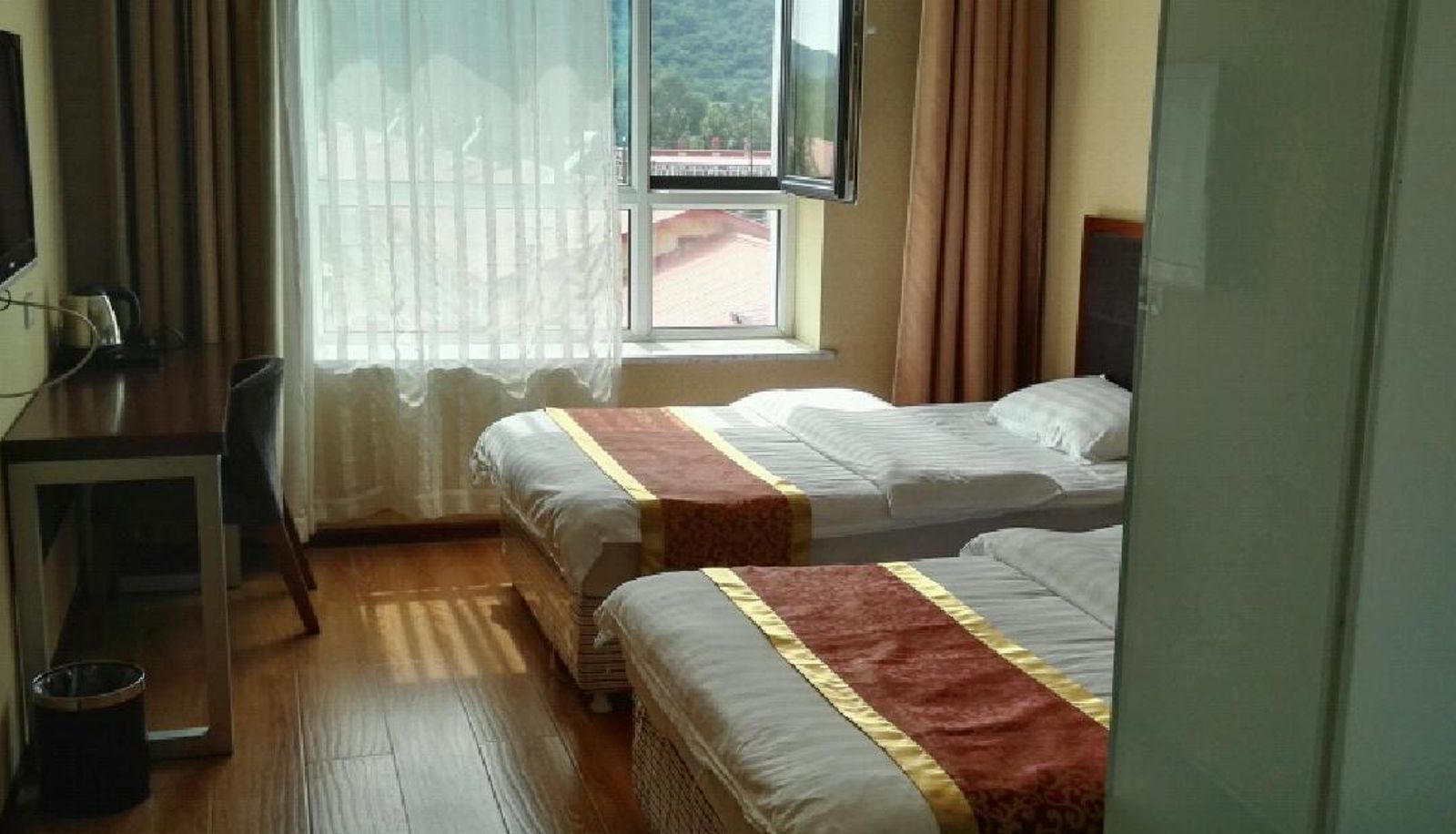 Chambre - Harbin Fenghuangshan Fengxianyuan Hotel