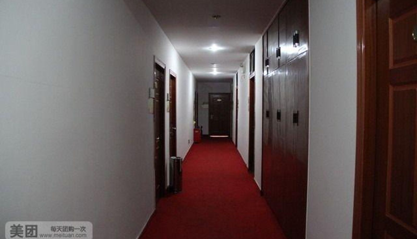 Hotel outdoor area - Danyang Business Hotel