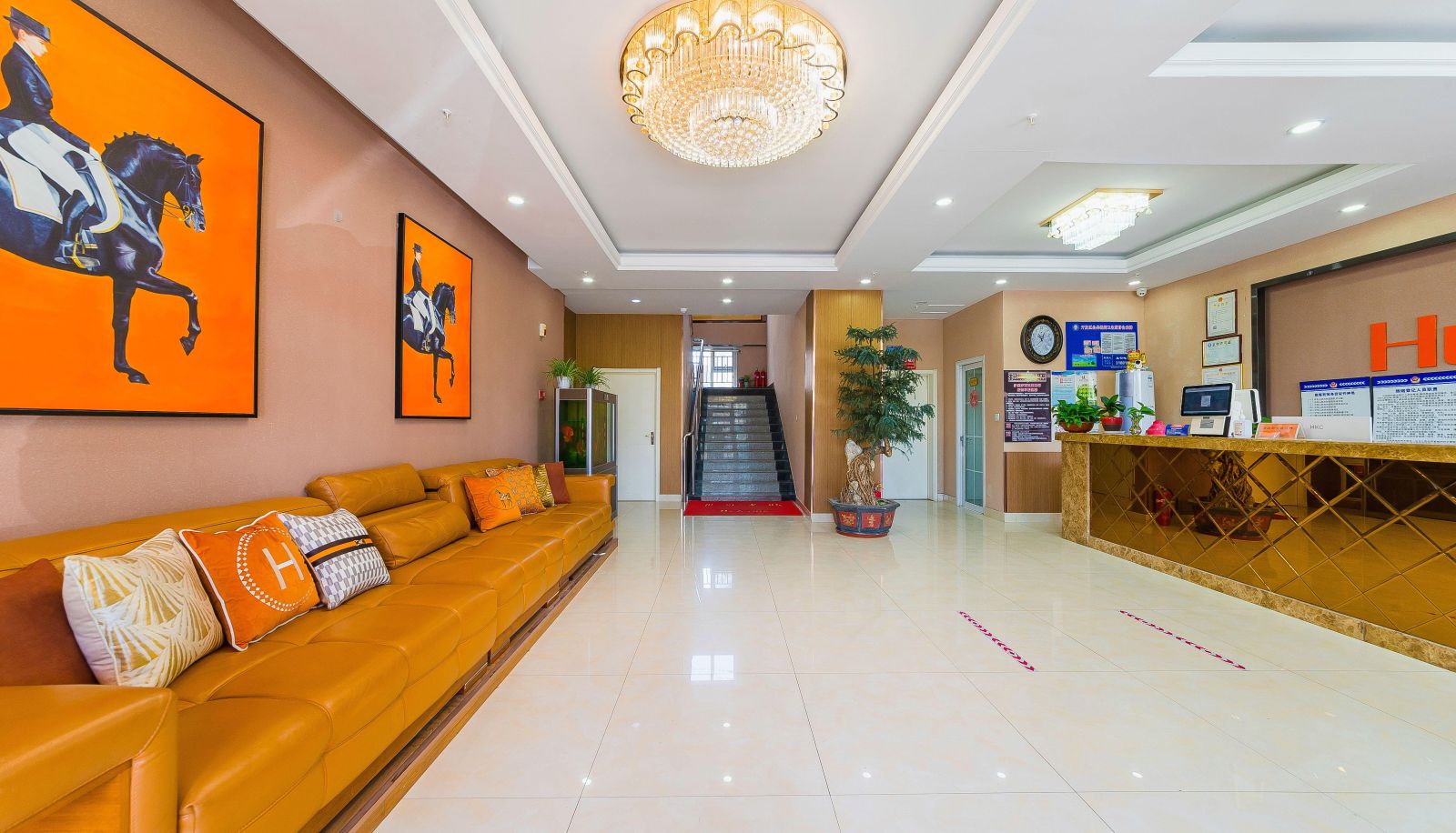Zona exterior del hotel - Huier Business Hotel