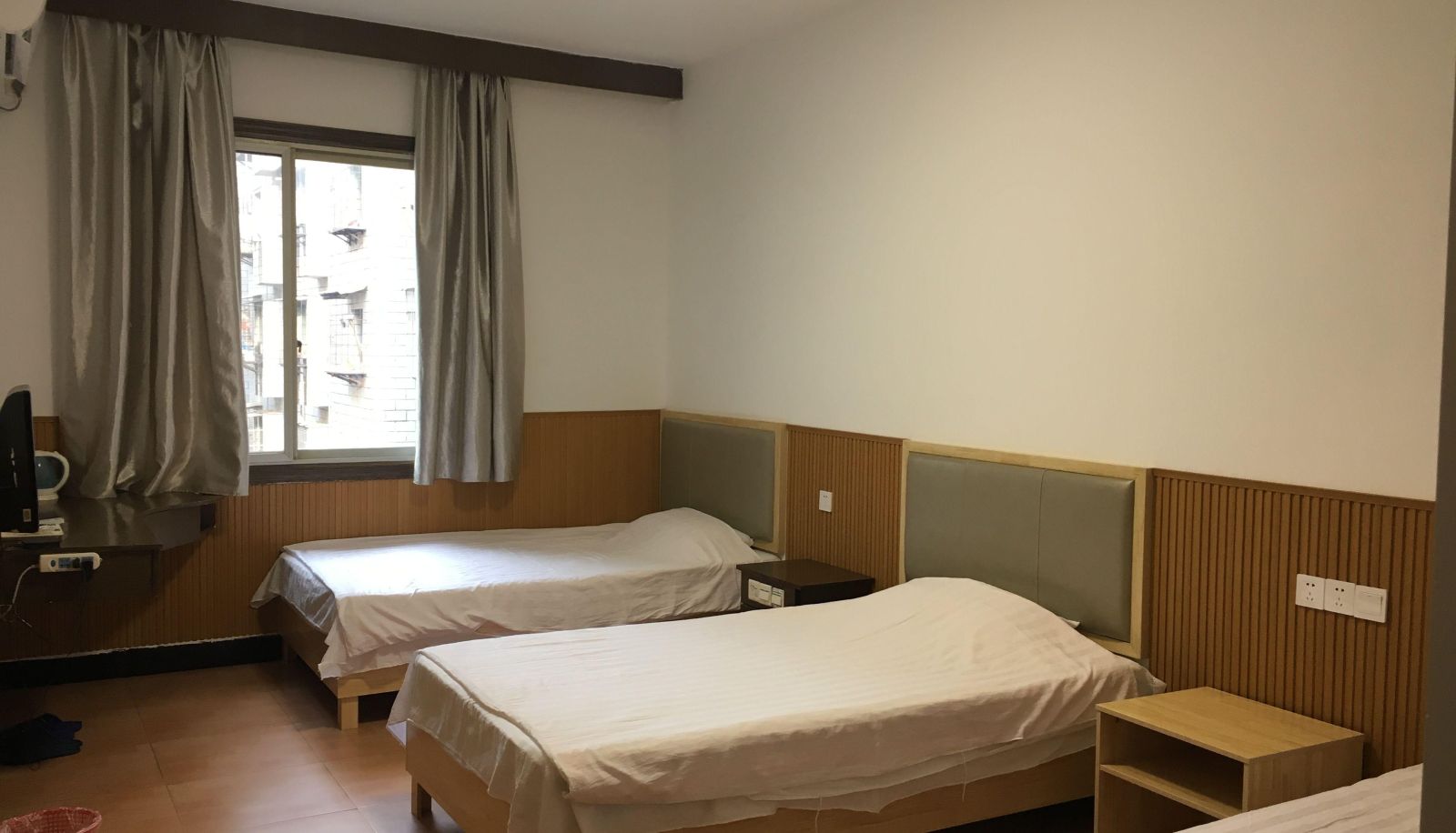 Camera - Wanjia Business Hotel