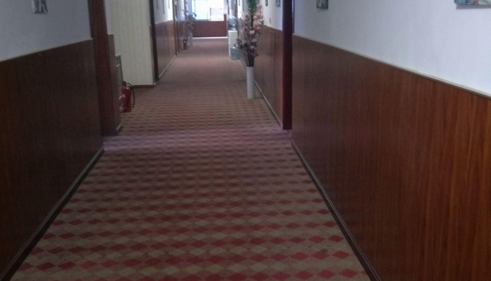 Zewnętrzna część hotelu - Jiahua Hotel
