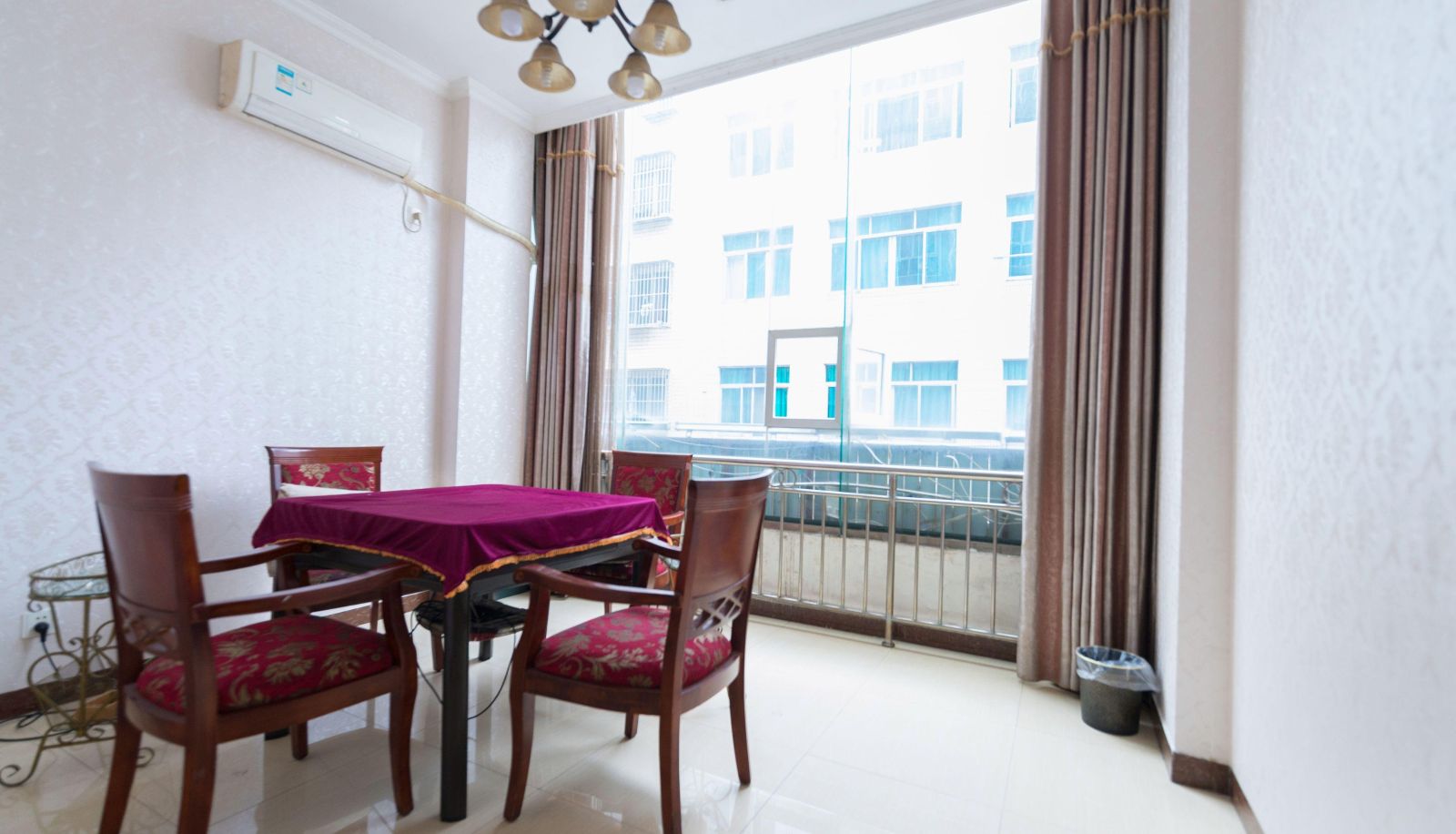 Zona exterior del hotel - Wanlong Business Hotel