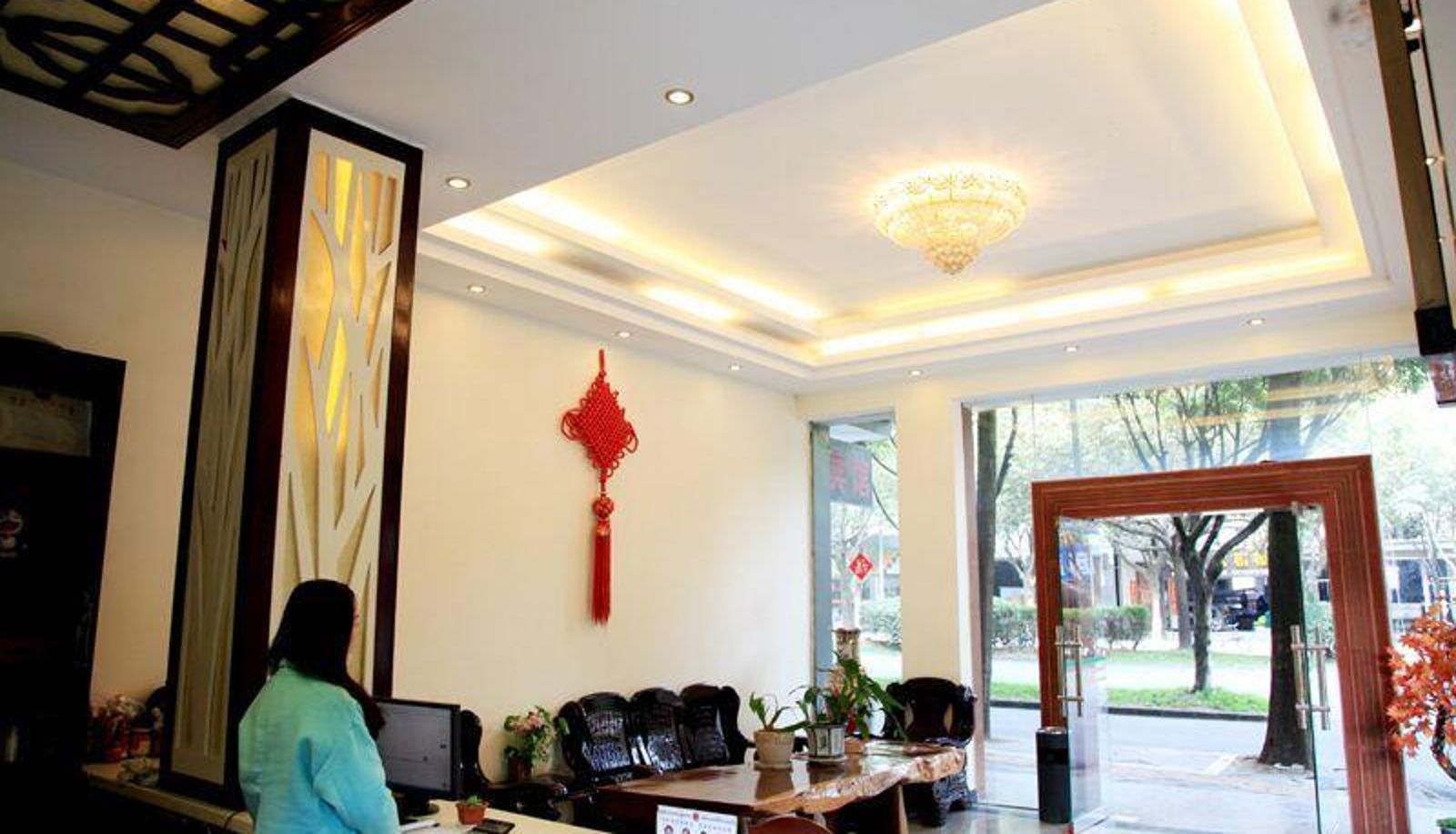 Zona exterior del hotel - Qingdong Hotel
