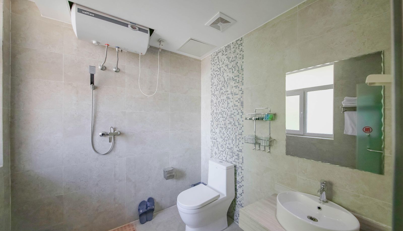 Camera business - Ethnic Hotel (Zhaowuda Road Branch)