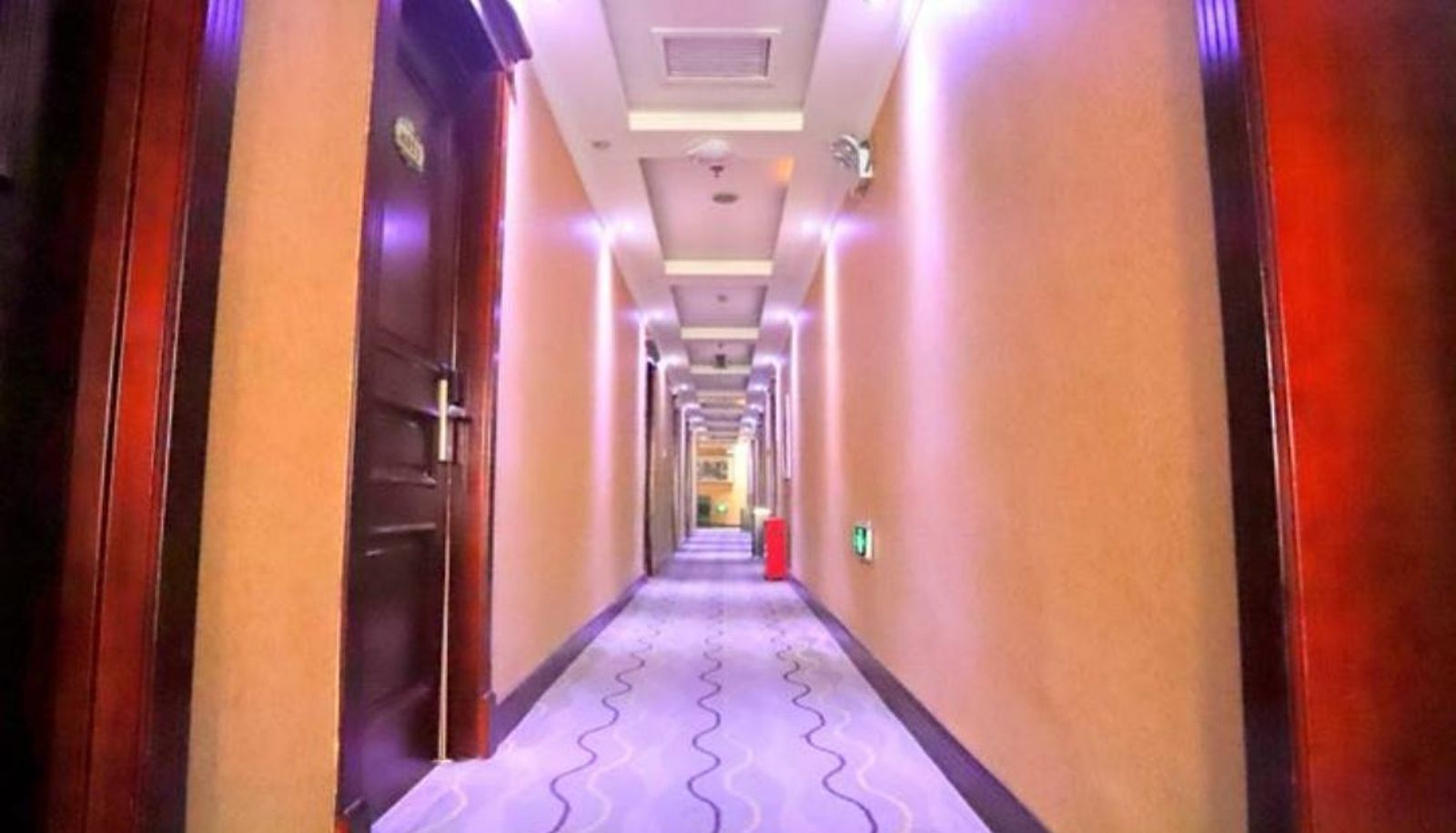Area esterna dell'hotel - Ruixiang Business Club