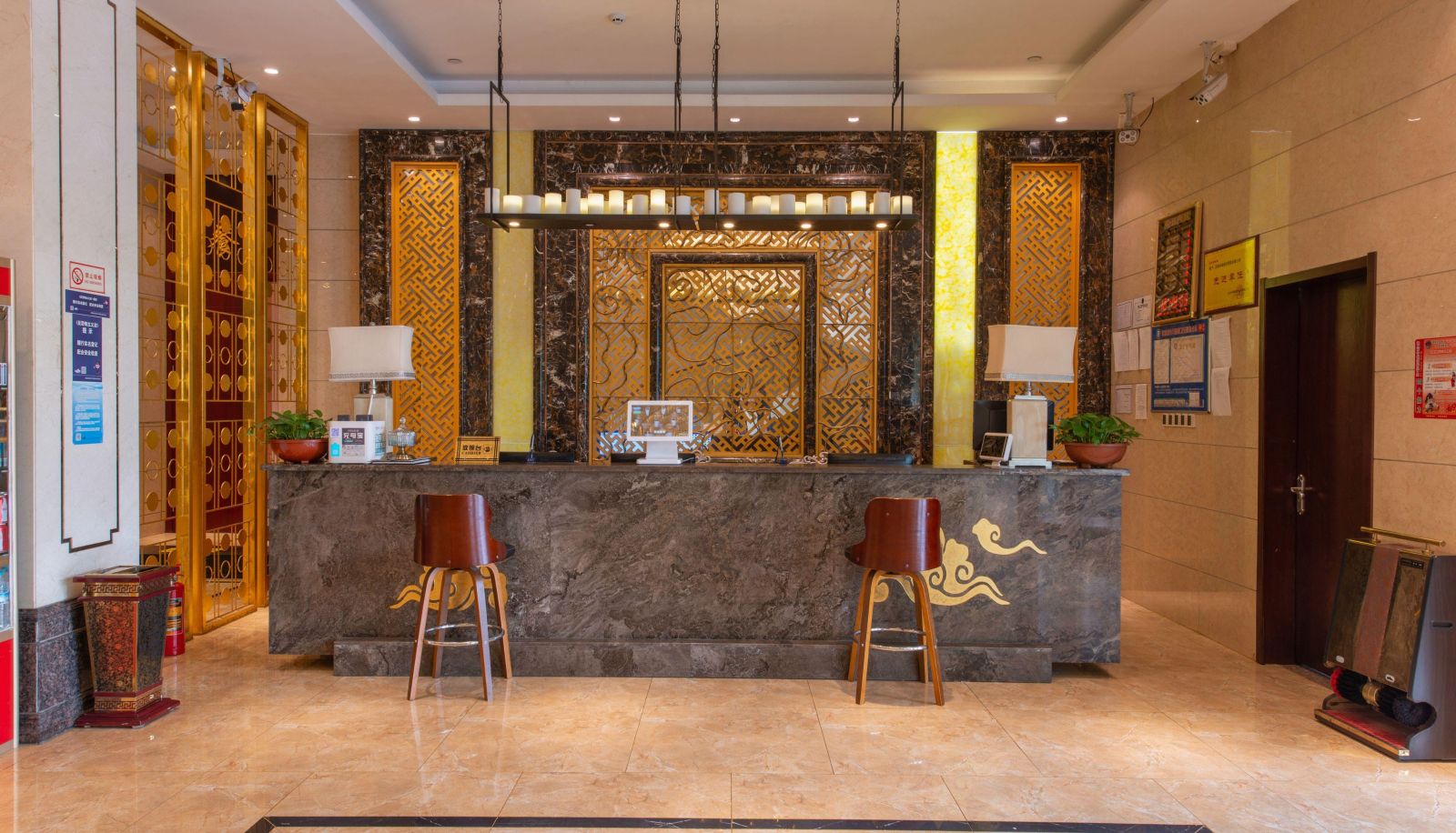 Buitenruimte van het hotel - Zhonghai Business Hotel (Jinan International Convention and Exhibition Center Store)