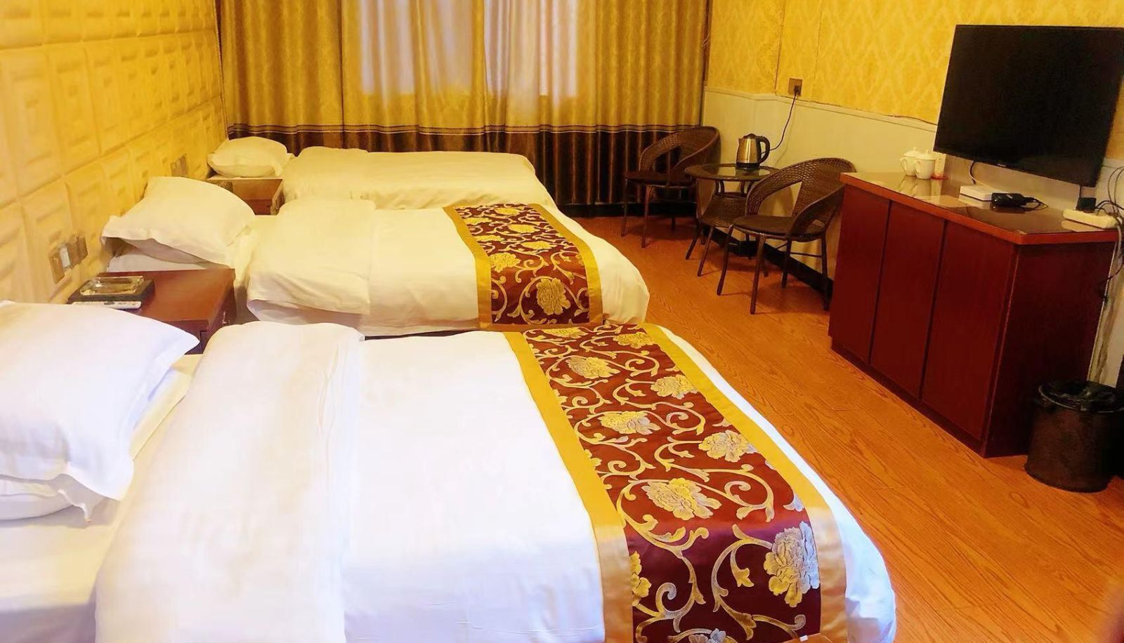 Camera - Jinqiao Hotel (Railway Station Store)