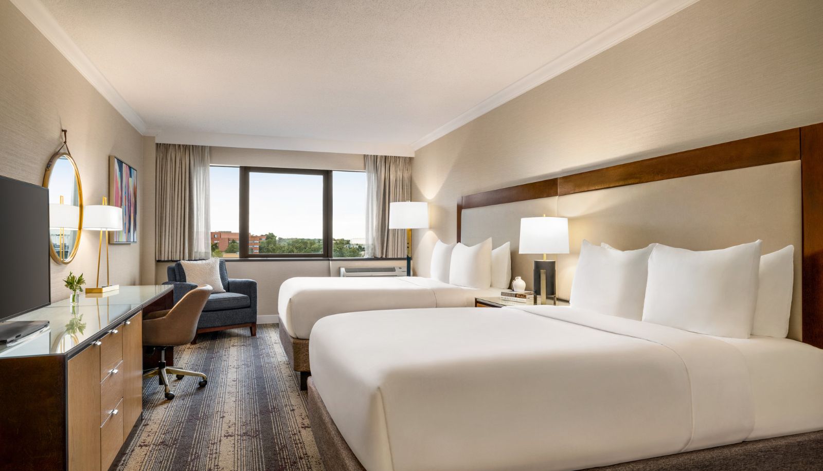 Camera - Crowne Plaza EDISON by IHG