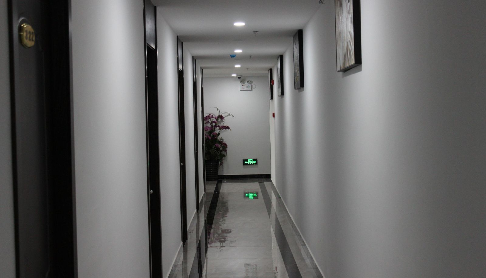 Zona exterior del hotel - Wanjia Tongle Business Hotel