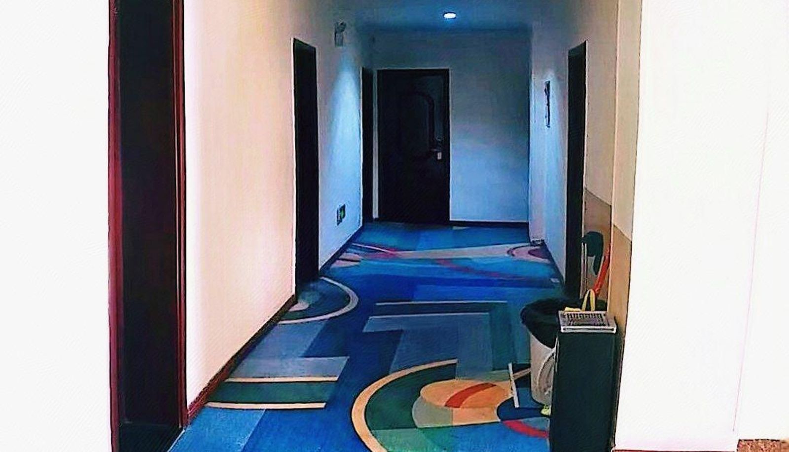 Zewnętrzna część hotelu - Sanyun Hongtai Hotel (Kashgar Ancient City Branch)