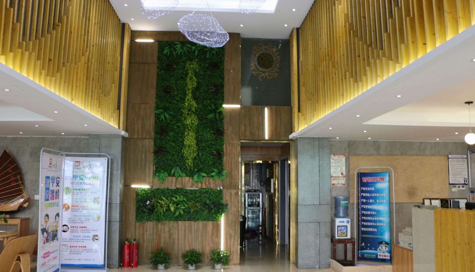 Zona exterior del hotel - Youzhu Dongfang Loma Business Hotel (Wenling Shopping Center Branch)