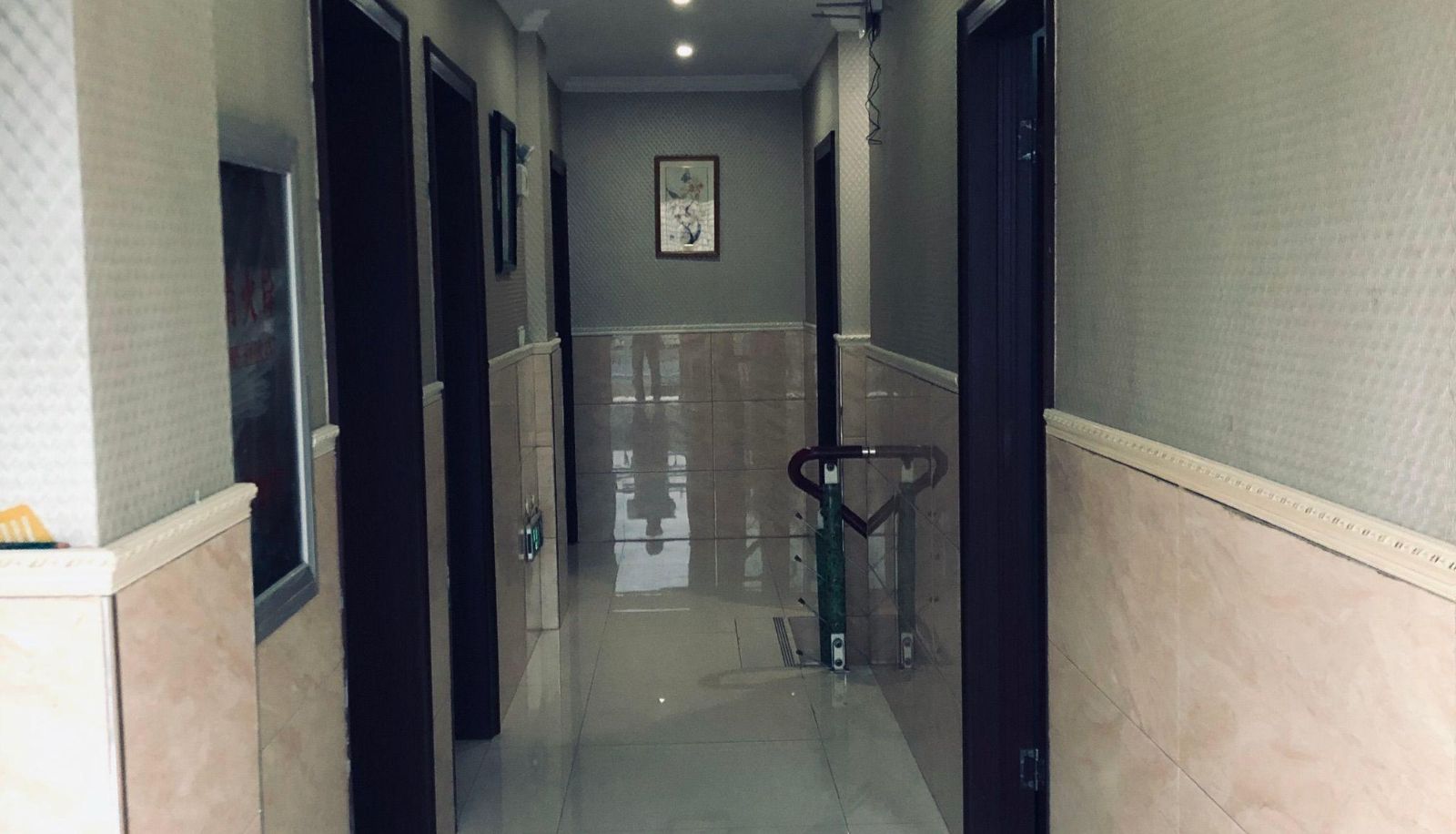 Zewnętrzna część hotelu - Sanny Hotel