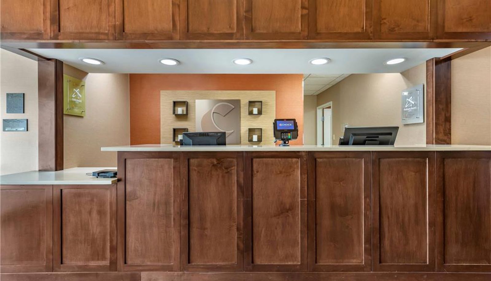 Hall - Comfort Inn & Suites Bryant - Benton