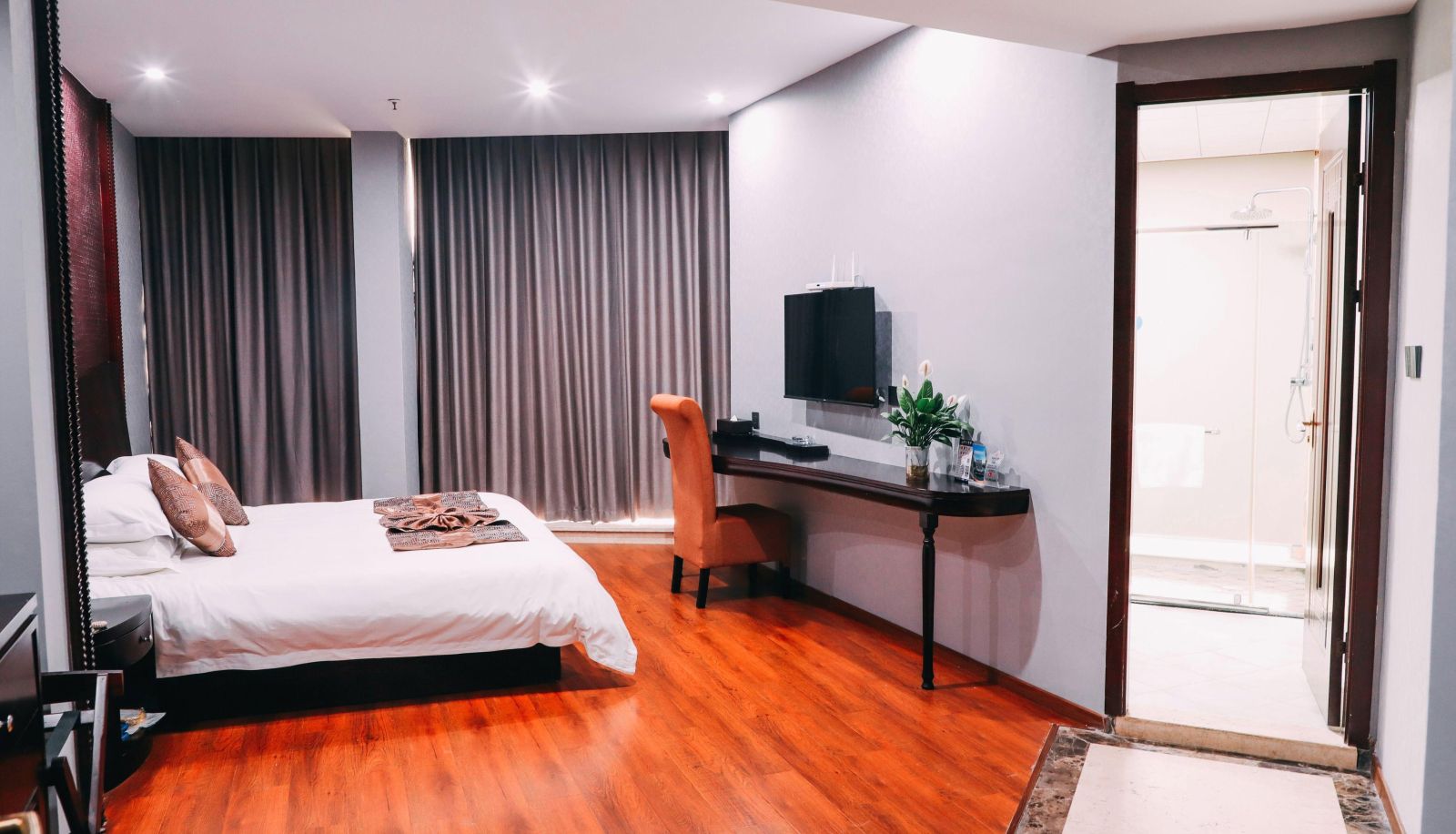 Business-kamer - Longyou Jingmao Hotel