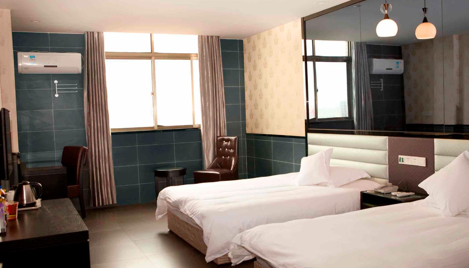 Chambre Familiale - Qingmu Hotel (Xinghua Dainan Stainless Steel Trading City Store)