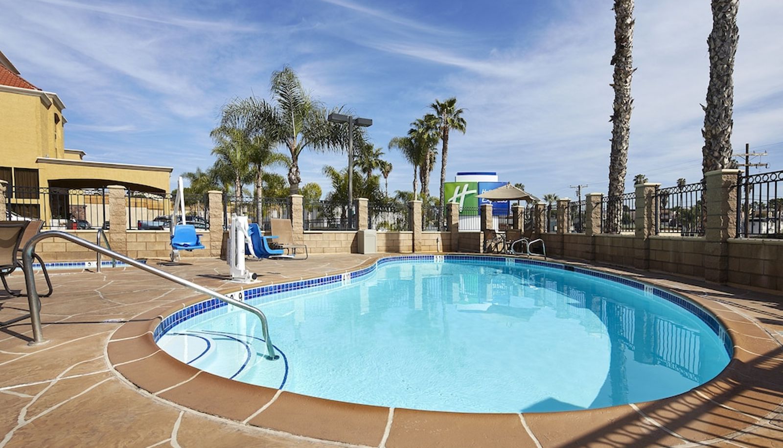 Pool - Holiday Inn Express SAN DIEGO SOUTH-NATIONAL CITY by IHG