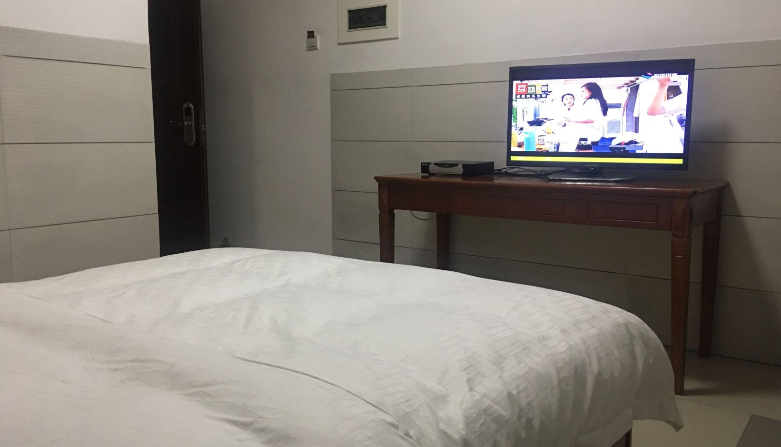 Camera business - Tongcheng Hotel
