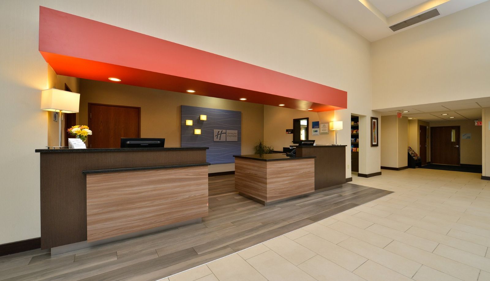 Info - Holiday Inn Express & Suites MILFORD by IHG