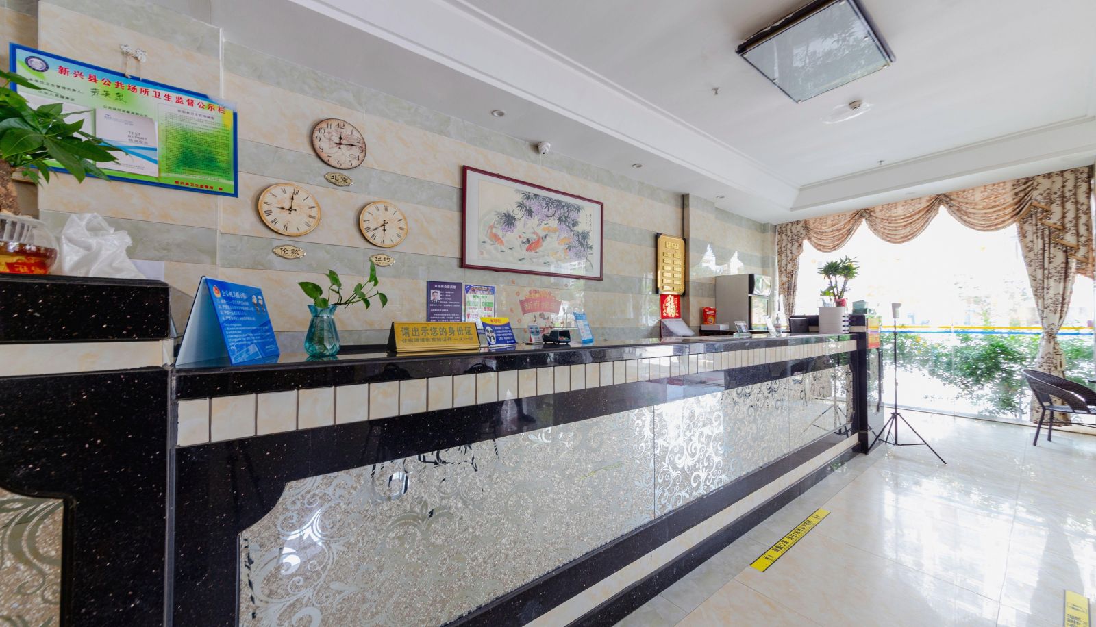 Hotel outdoor area - Seventy two hotels