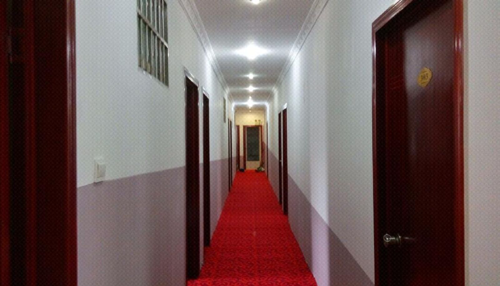 Area esterna dell'hotel - Okay Hotel