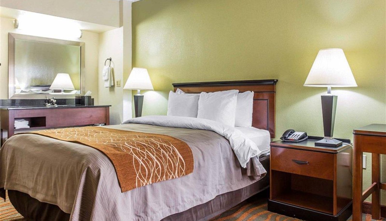 Camera - Comfort Inn Conyers
