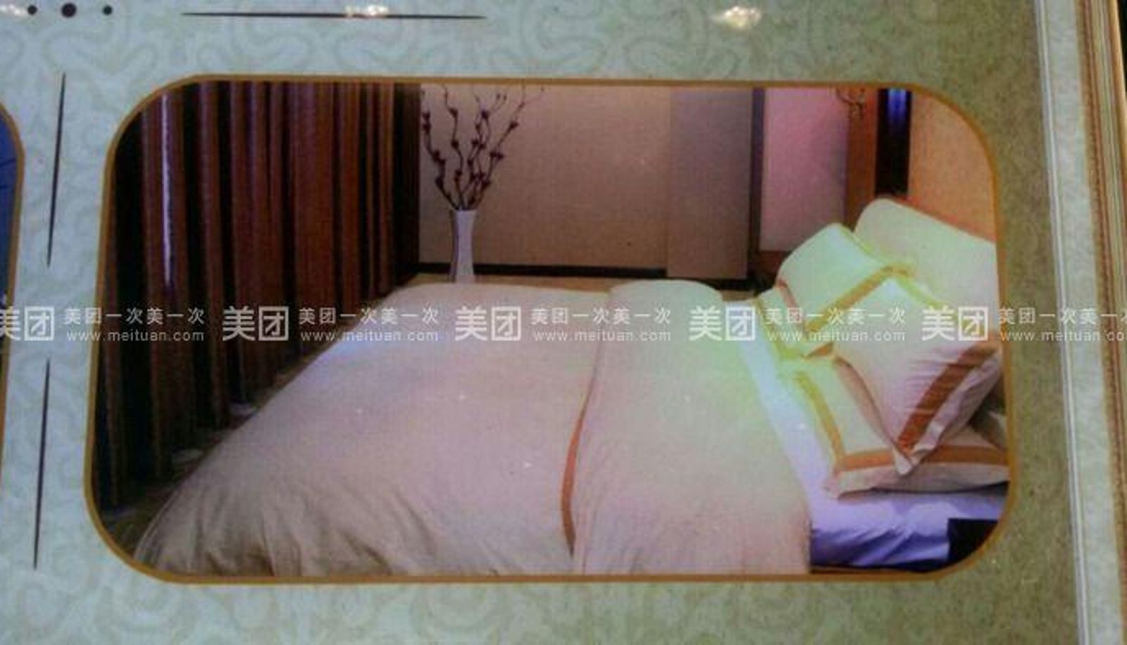Room - Red Coral Business Hotel