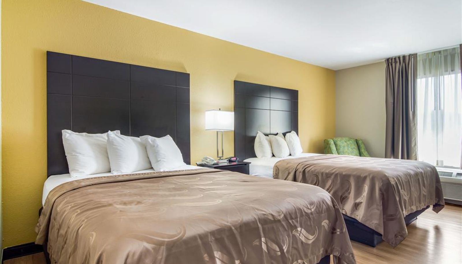 Room - Quality Inn & Suites Canton GA
