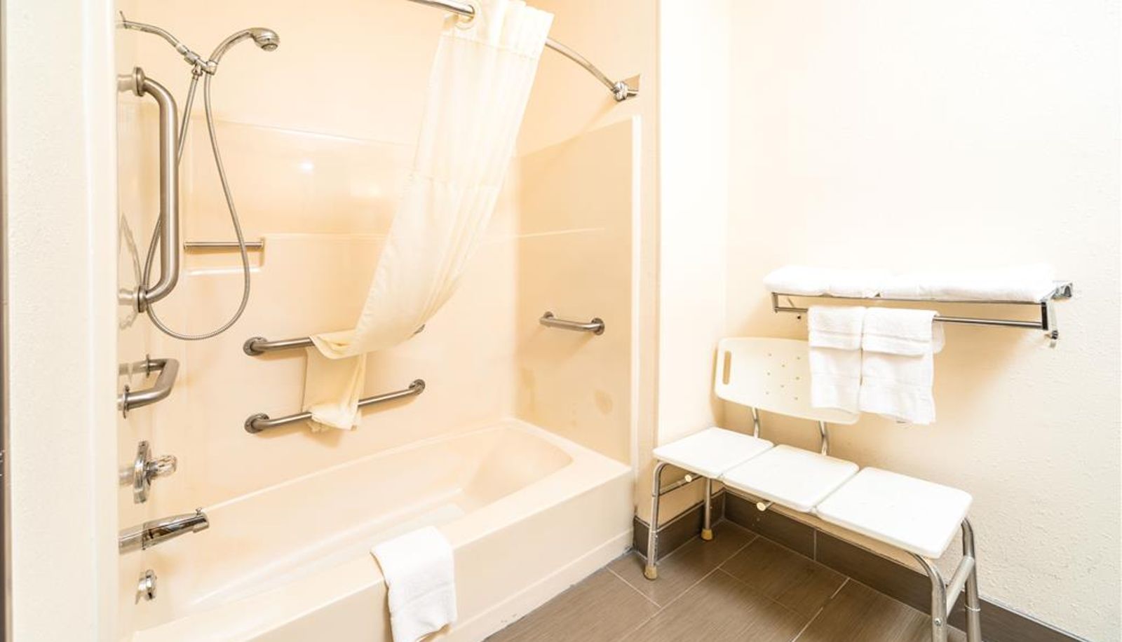 Habitación - Quality Inn & Suites Danville East