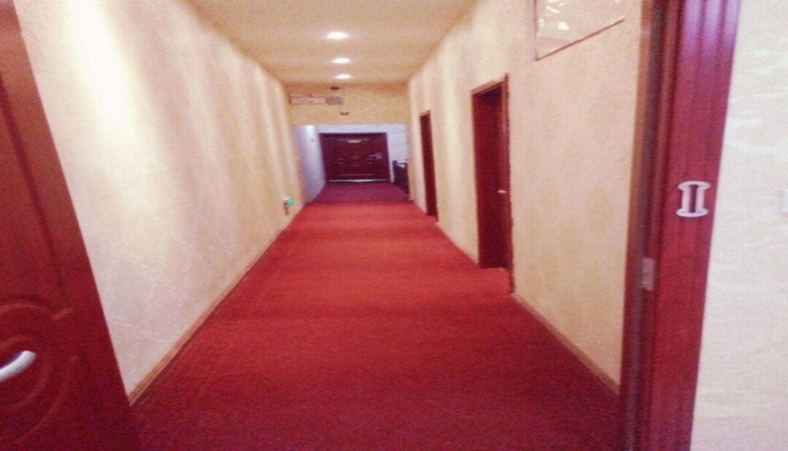 Zona exterior del hotel - Houdi Hotel