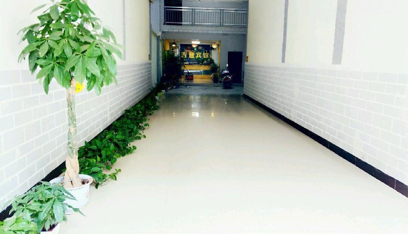 Zona exterior del hotel - Jiyi Hotel
