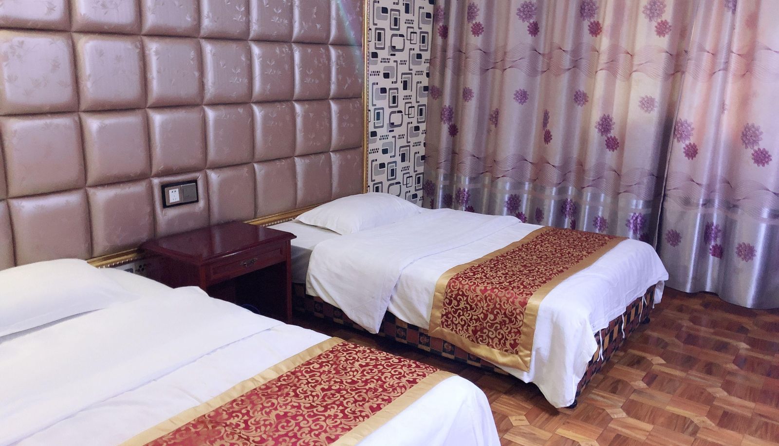 Zimmer - Lemon Tree Chain Hotel