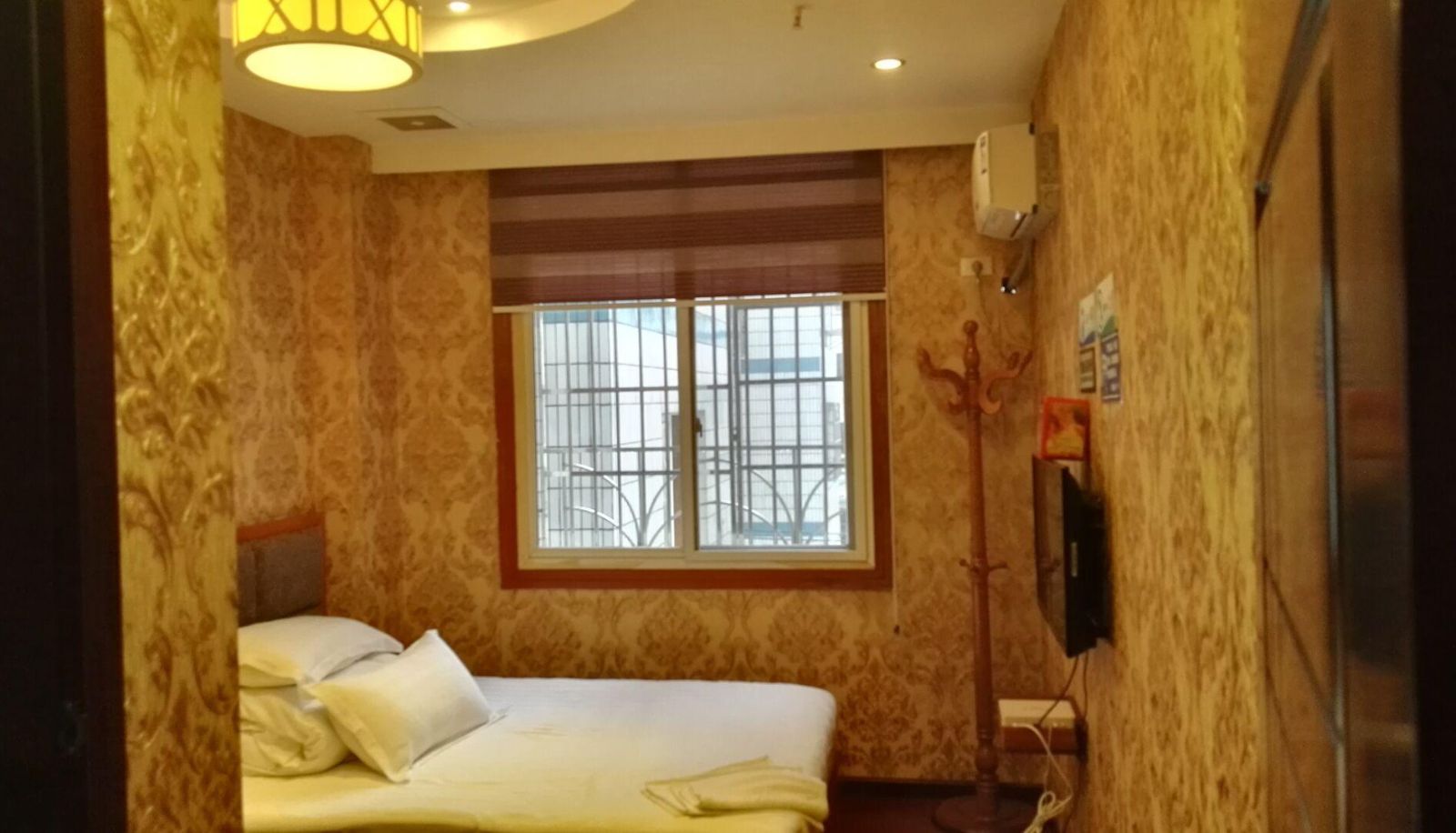 Camera business - Hongyi Association Hotel