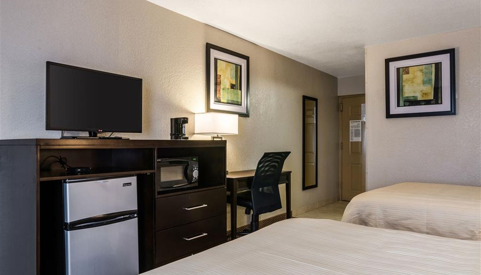 Zimmer - Quality Inn and Suites Winfield