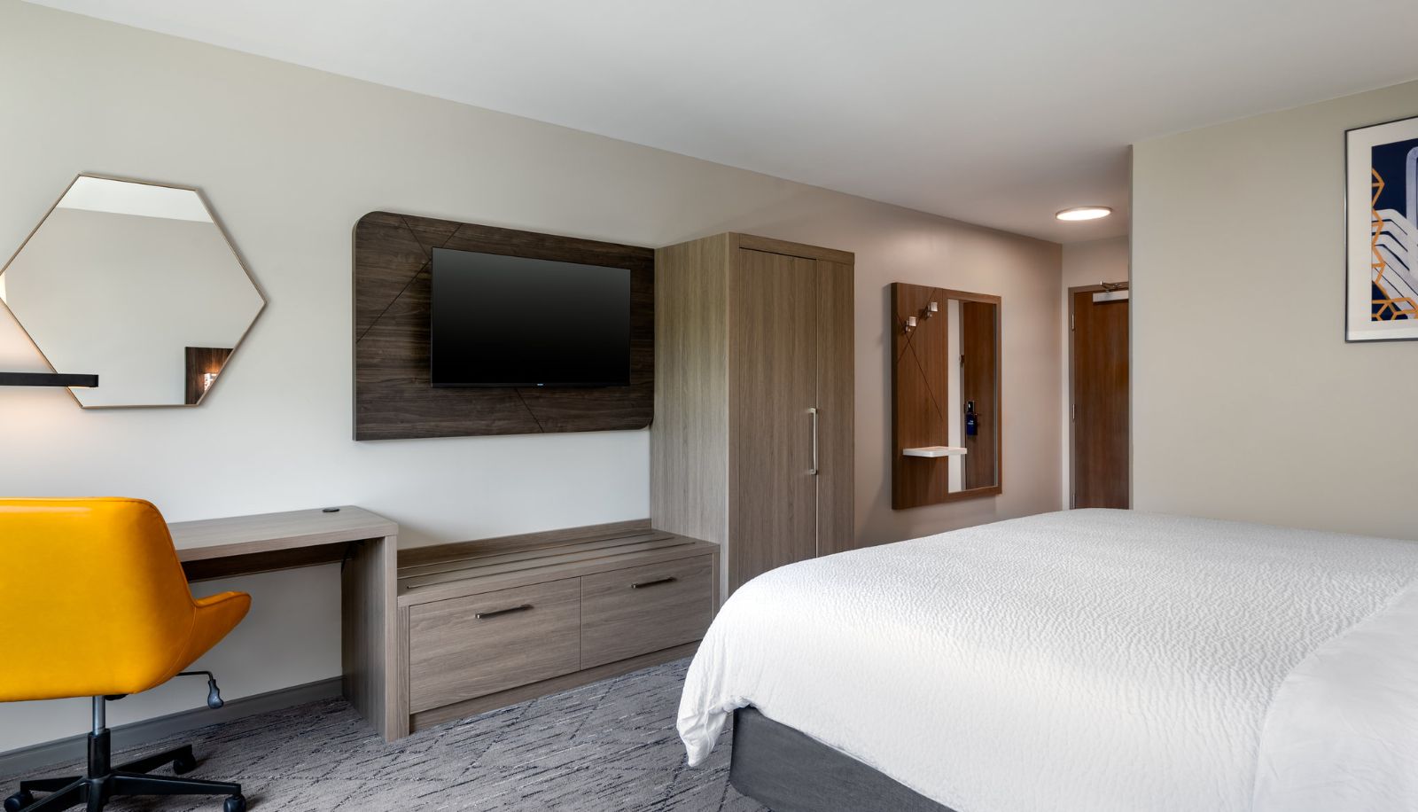 Room - Holiday Inn Express & Suites PITTSFIELD-LENOX-BERKSHIRES by IHG