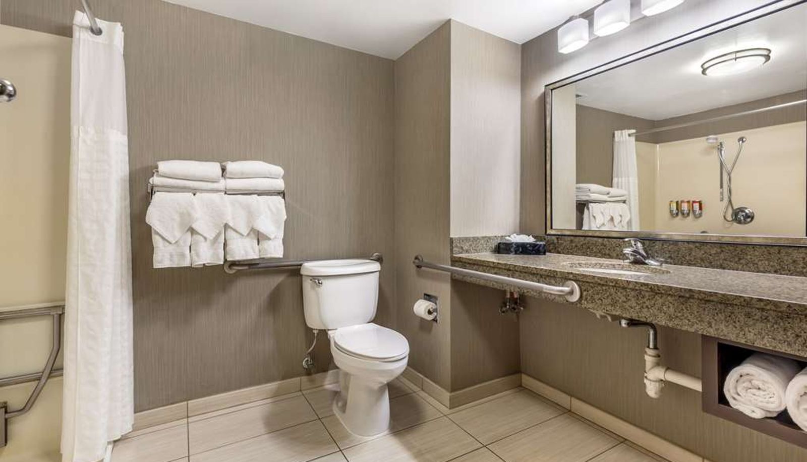 Chambre - Comfort Inn & Suites Logan International Airport