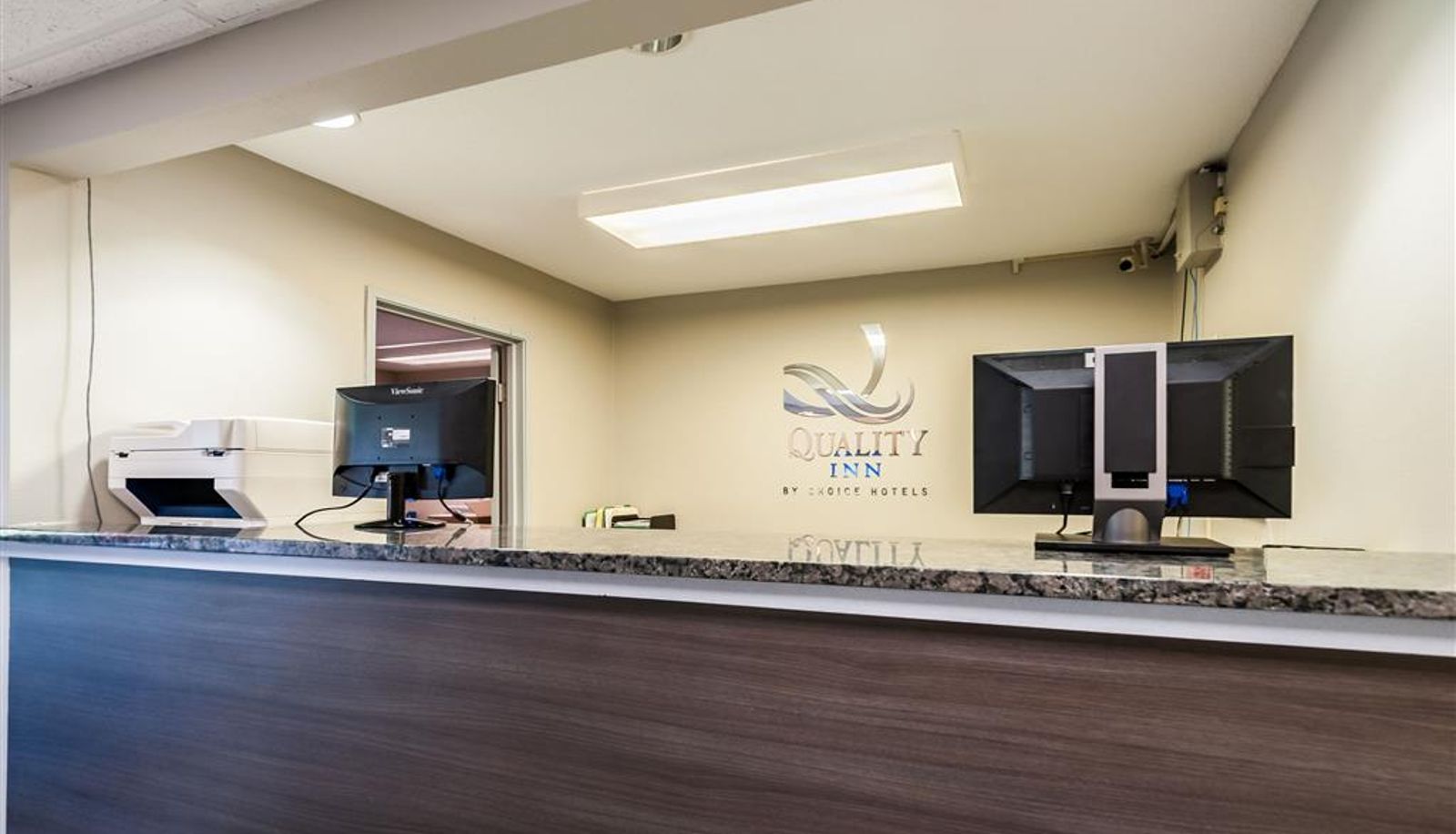 Lobby - Quality Inn Solomons - Beacon Marina