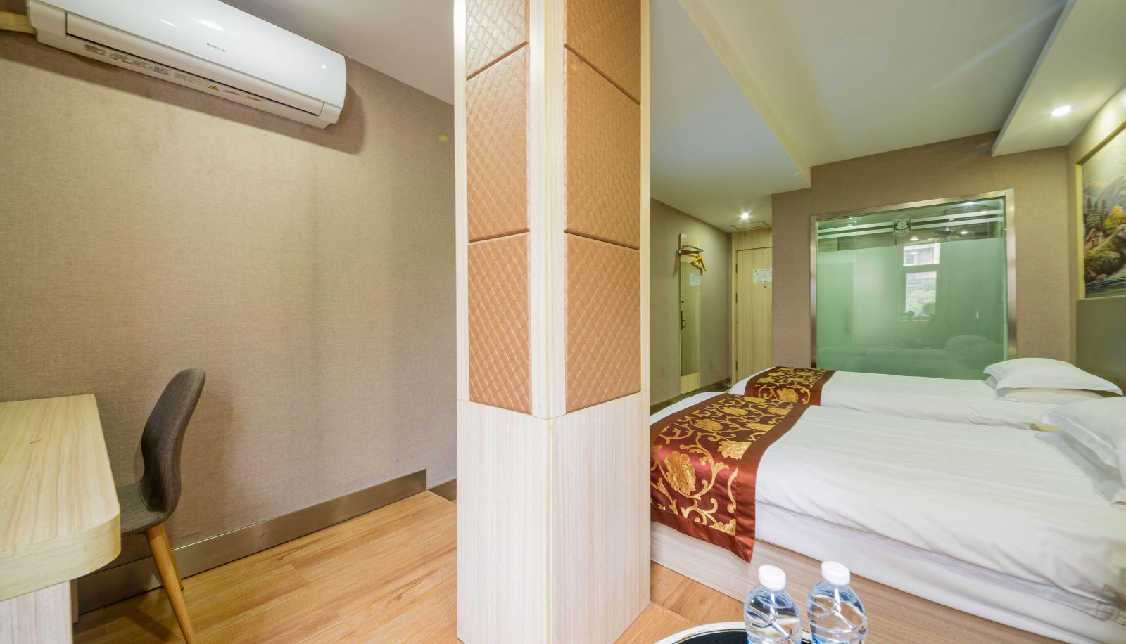 Camera business - Wenzhou)  Yongjia County Su-8 Hotel (Qianxi Road Branch