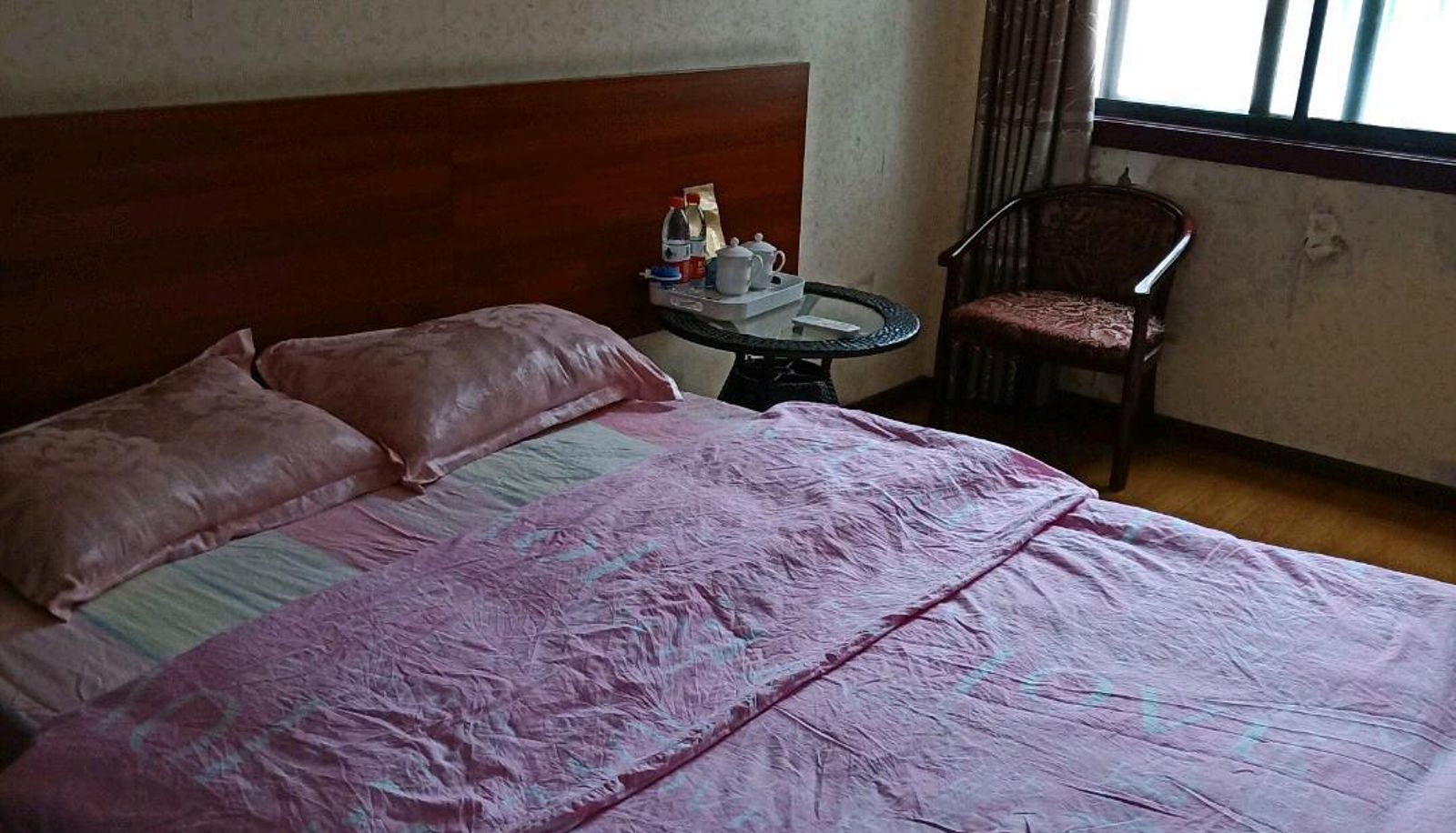 Camera - Qinyuan Business Hotel