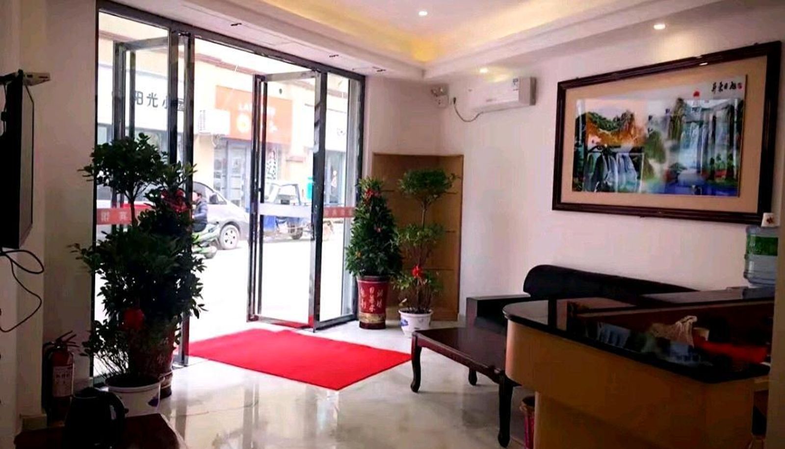Hotel outdoor area - Wuxue New Street Hotel