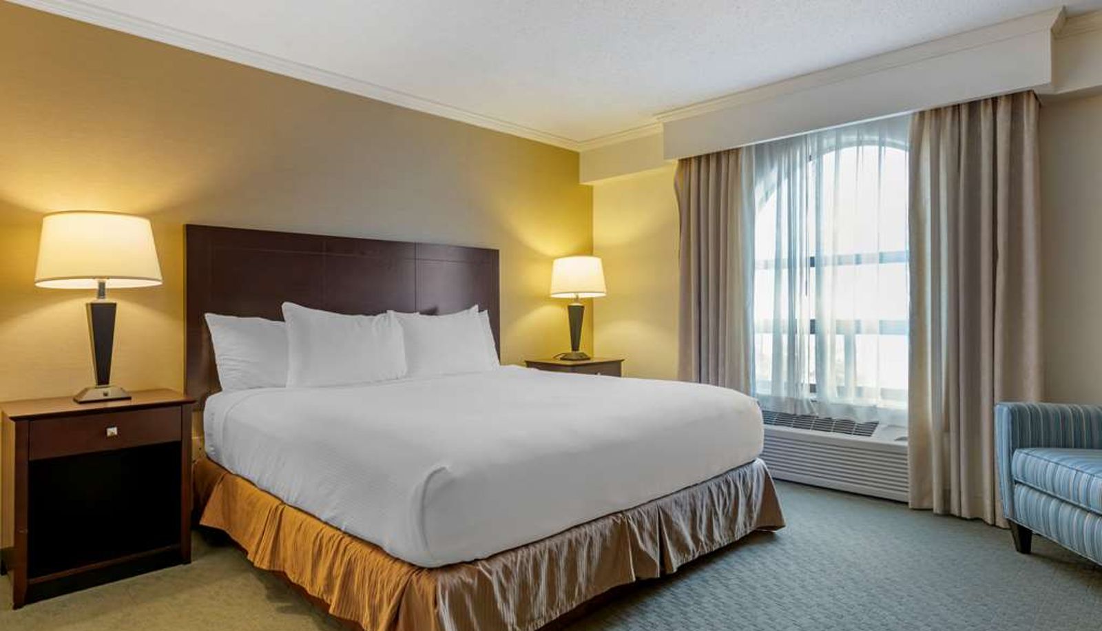 Suite - Best Western Davison Inn