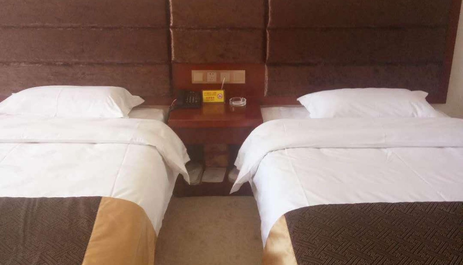 Camera - Weishui Mingzhu Business Hotel